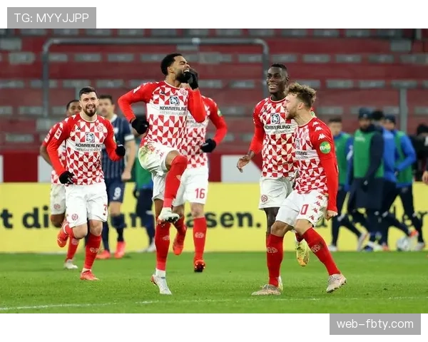 拜仁德甲统治地位面临挑战，竞争格局变化逐步体现